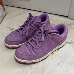 Nike Women's Lavender Sneakers